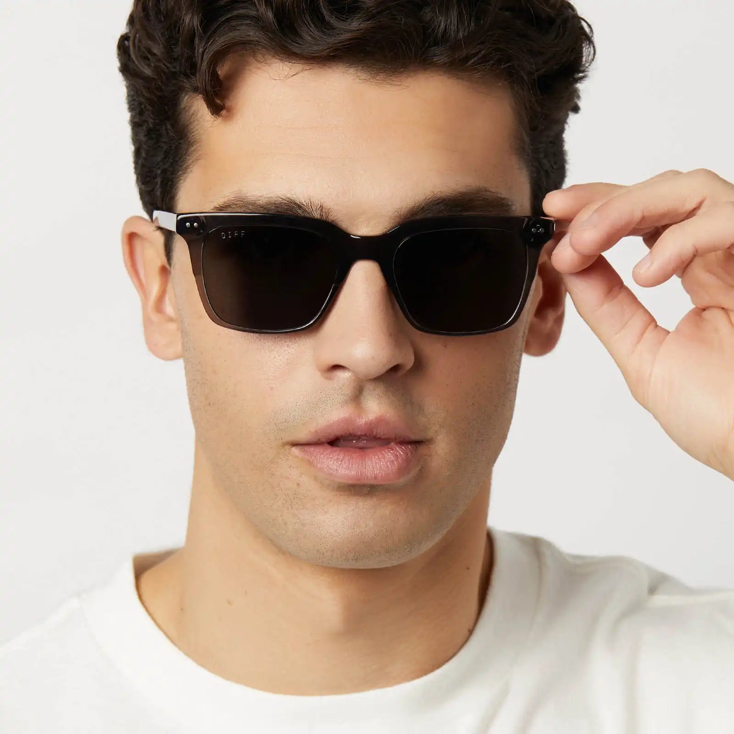 BILLIE - BLACK SMOKE CRYSTAL + GREY + POLARIZED SUNGLASSES