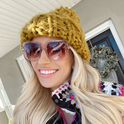 SANDRA - LIGHT PINK CRYSTAL + GLASSES
