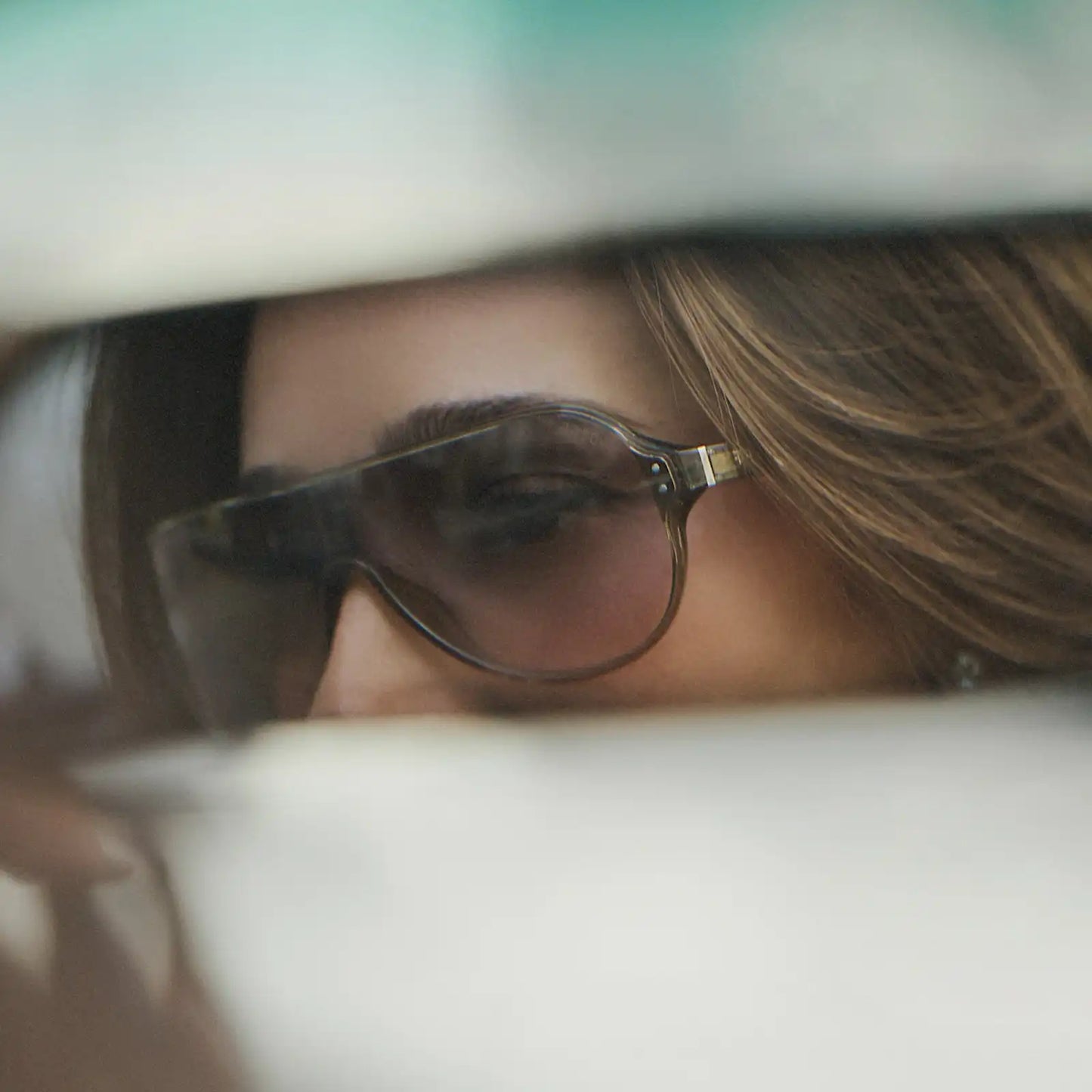 THE DOWNTOWN - OLIVE CRYSTAL + SILVER FLASH + SUNGLASSES