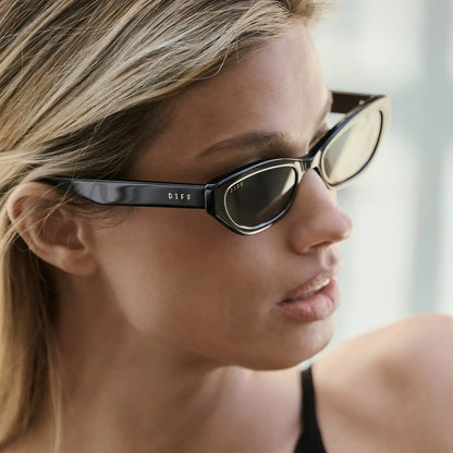 THE TRIBECA - BLACK + GREY + POLARIZED + SUNGLASSES