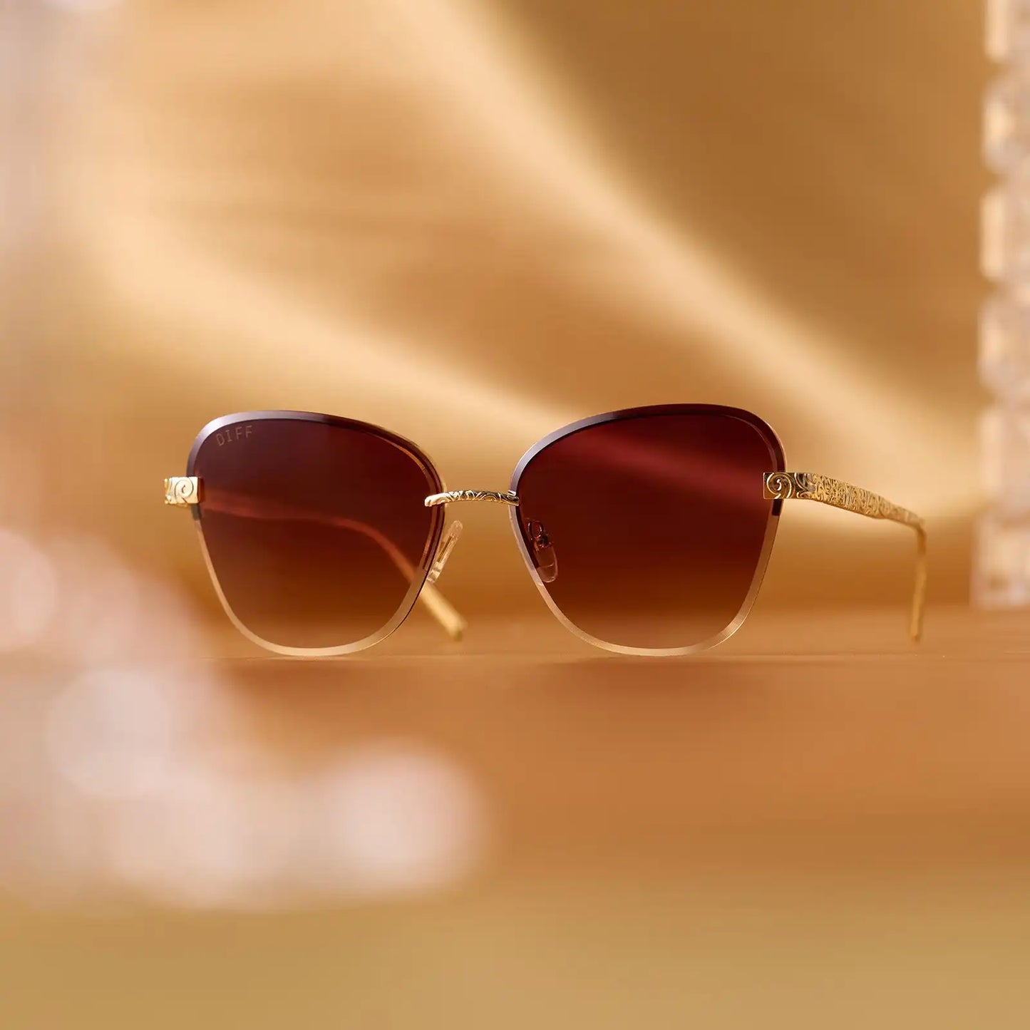 BELLE 3.0 - GOLD + BROWN GRADIENT + SUNGLASSES