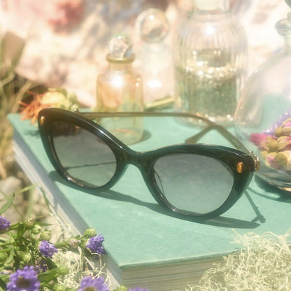 GILLIAN - BLACK + PURPLE GRADIENT + SUNGLASSES