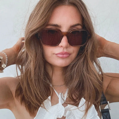 LOLA - TORTOISE + GLASSES