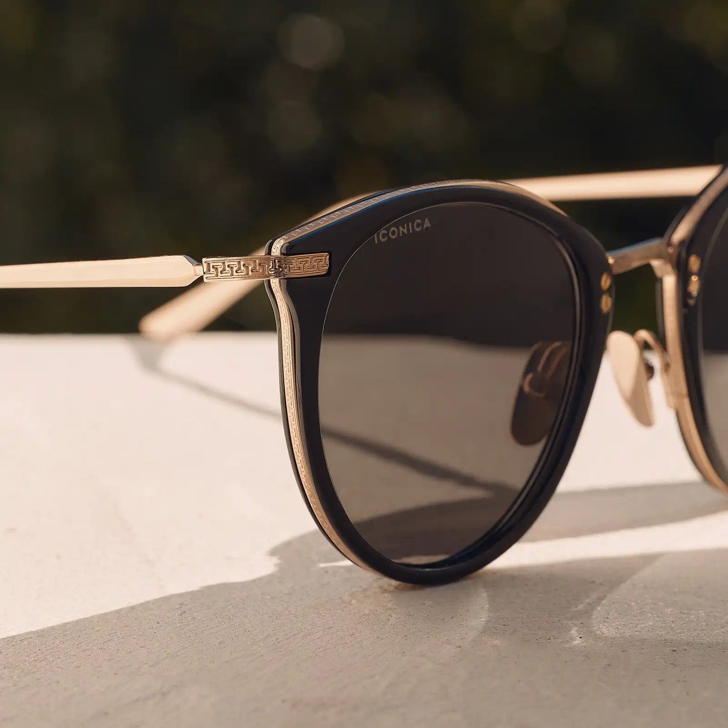 HANA - BLACK + GREY + POLARIZED + SUNGLASSES