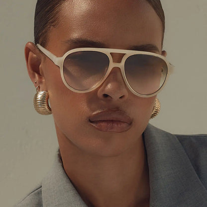 PIA - MERINGUE + BROWN GRADIENT + POLARIZED SUNGLASSES
