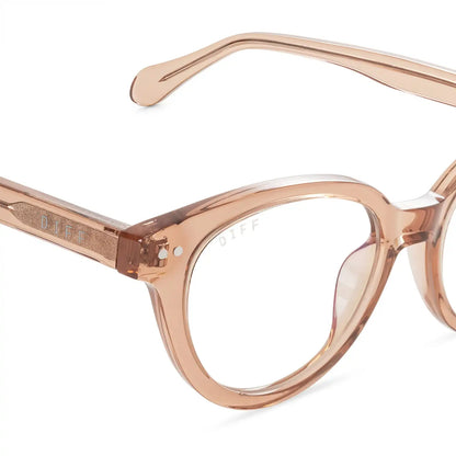 CARLY - CAFÉ OLE + GLASSES
