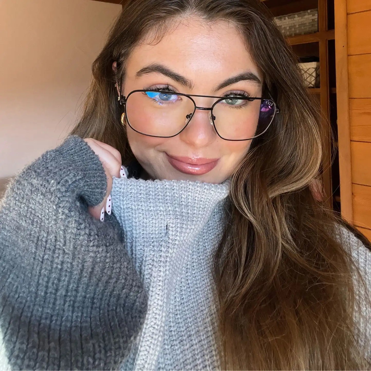 JONAS - BLACK + GLASSES
