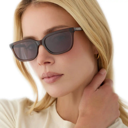 HANNAH - WHISKEY + GREY SUNGLASSES