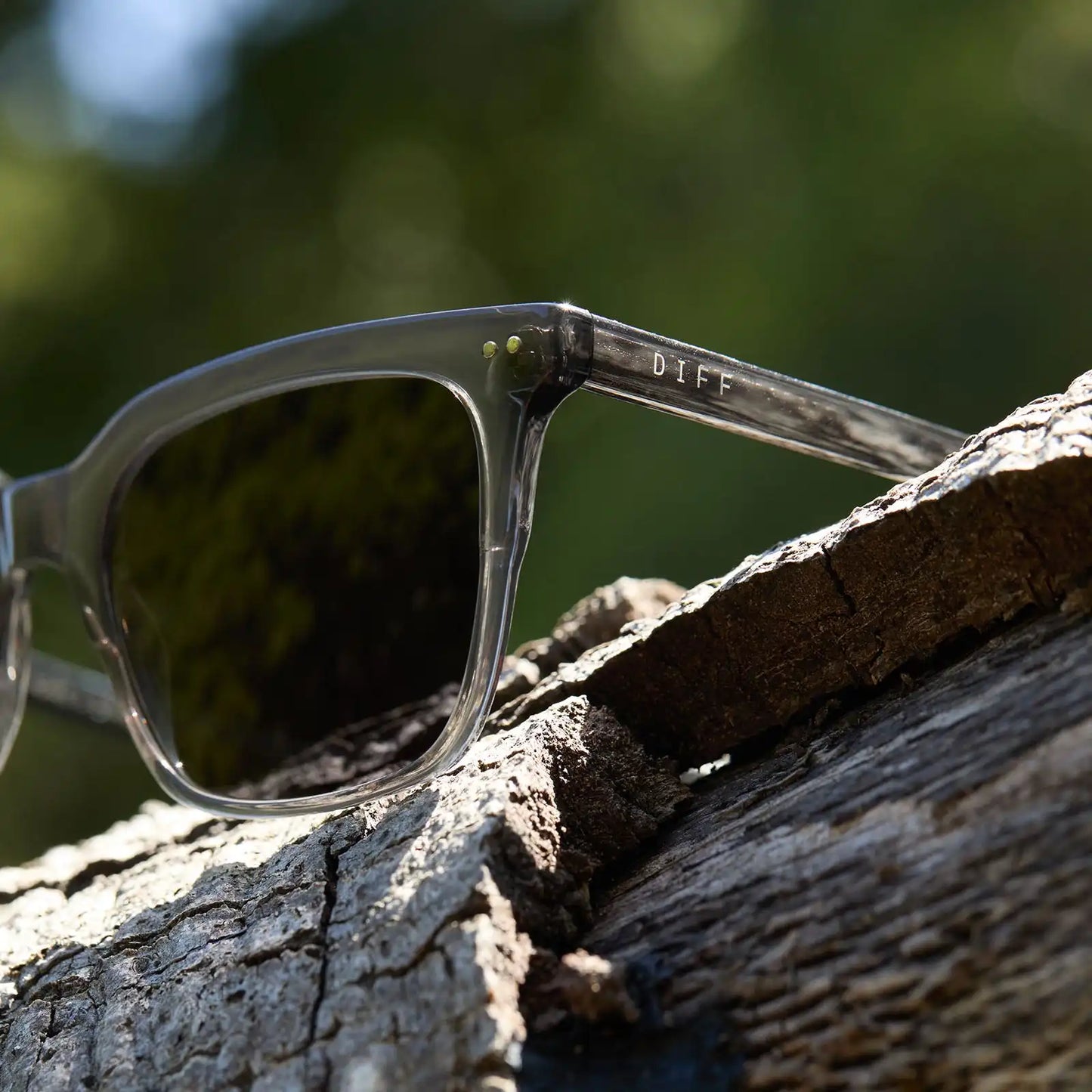 BILLIE - BLACK SMOKE CRYSTAL + GREY + POLARIZED SUNGLASSES