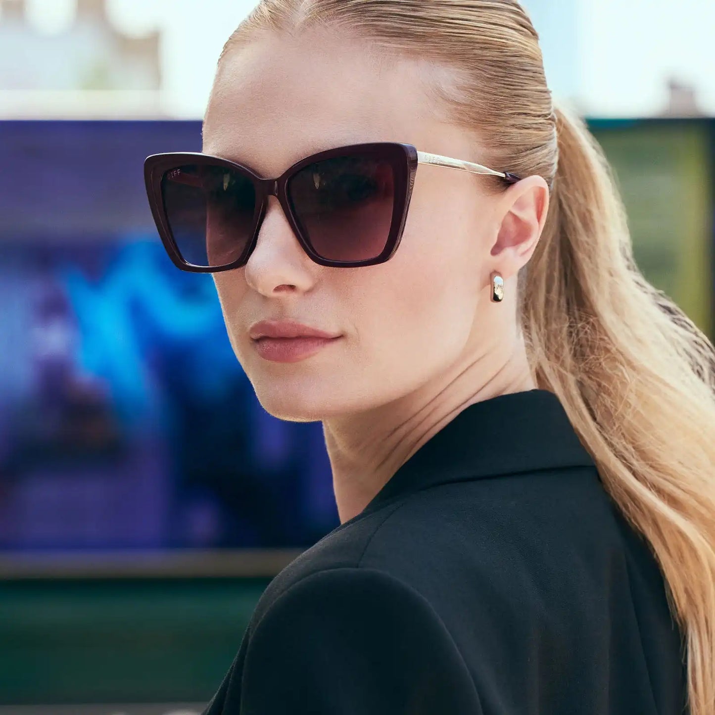 BECKY II - DARK CHERRY LACQUER + DARK CHERRY GRADIENT + POLARIZED SUNGLASSES