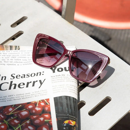 BECKY II - DARK CHERRY LACQUER + DARK CHERRY GRADIENT + POLARIZED SUNGLASSES