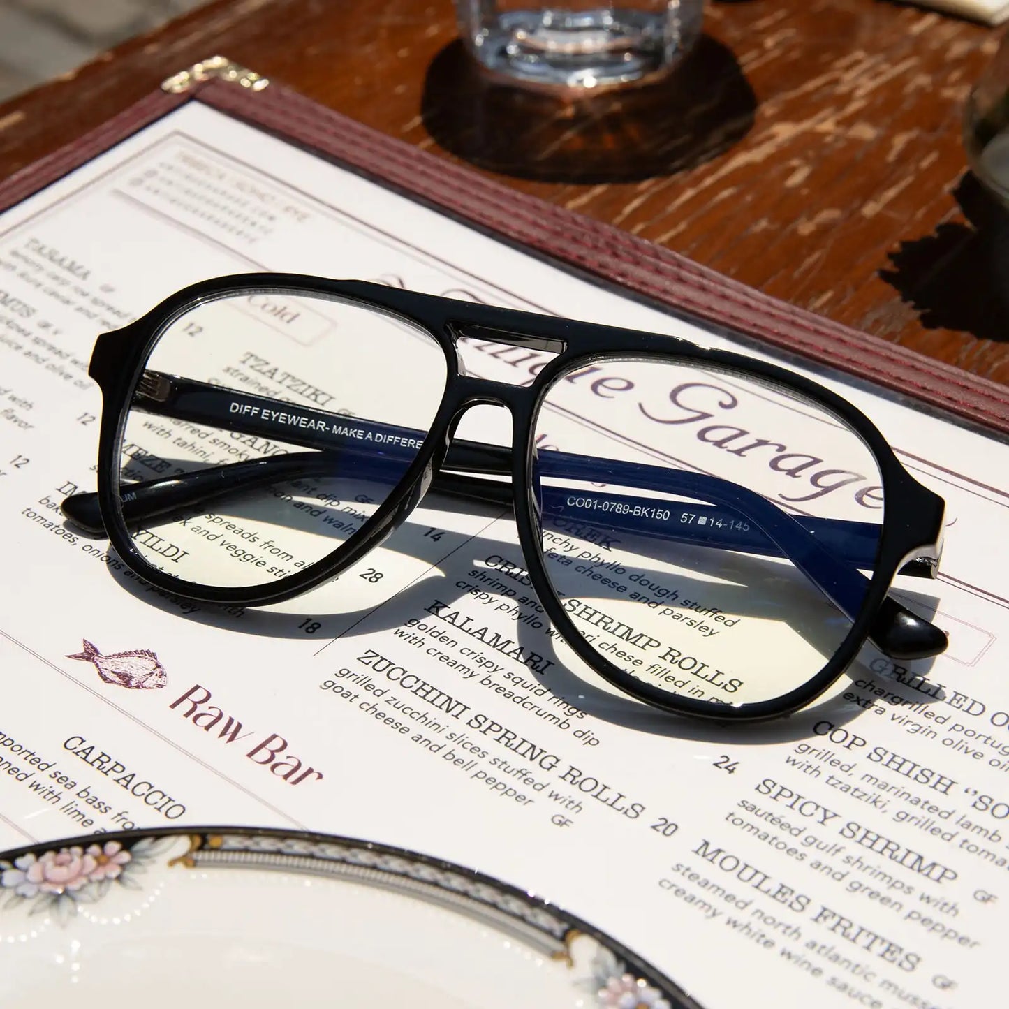 TATUM - BLACK + BLUE LIGHT READERS