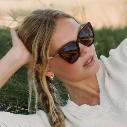 BECKY II - DARK CHERRY LACQUER + DARK CHERRY GRADIENT + POLARIZED SUNGLASSES