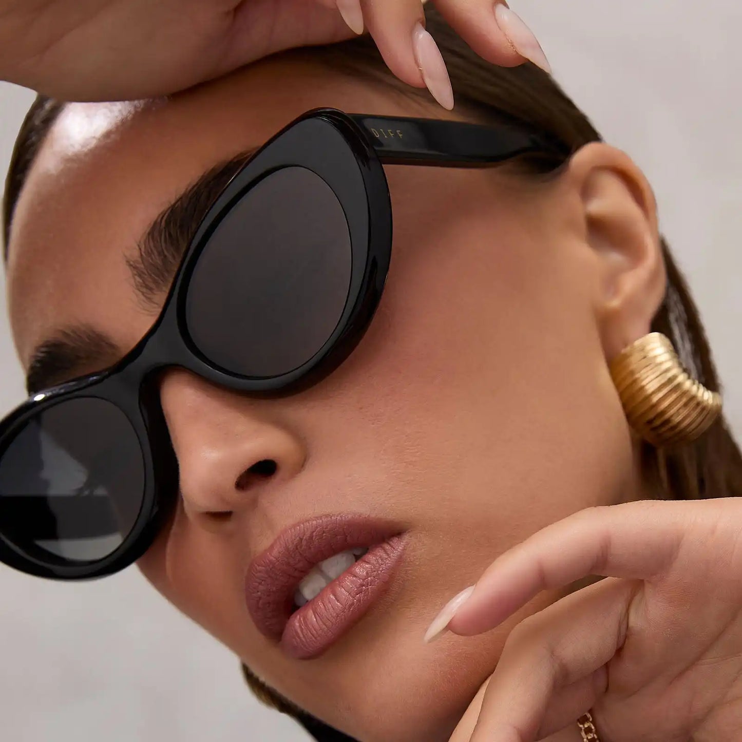 ZARIA - BLACK + GREY GRADIENT + POLARIZED SUNGLASSES