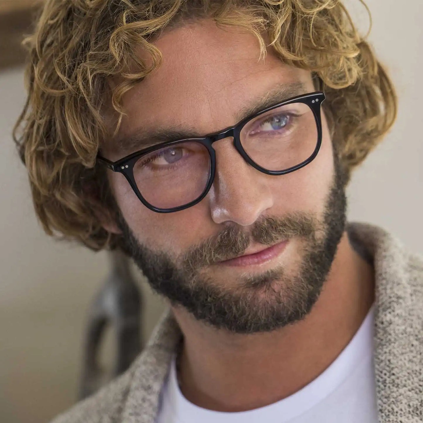 MAXWELL - MATTE BLACK + BLUE LIGHT TECHNOLOGY GLASSES