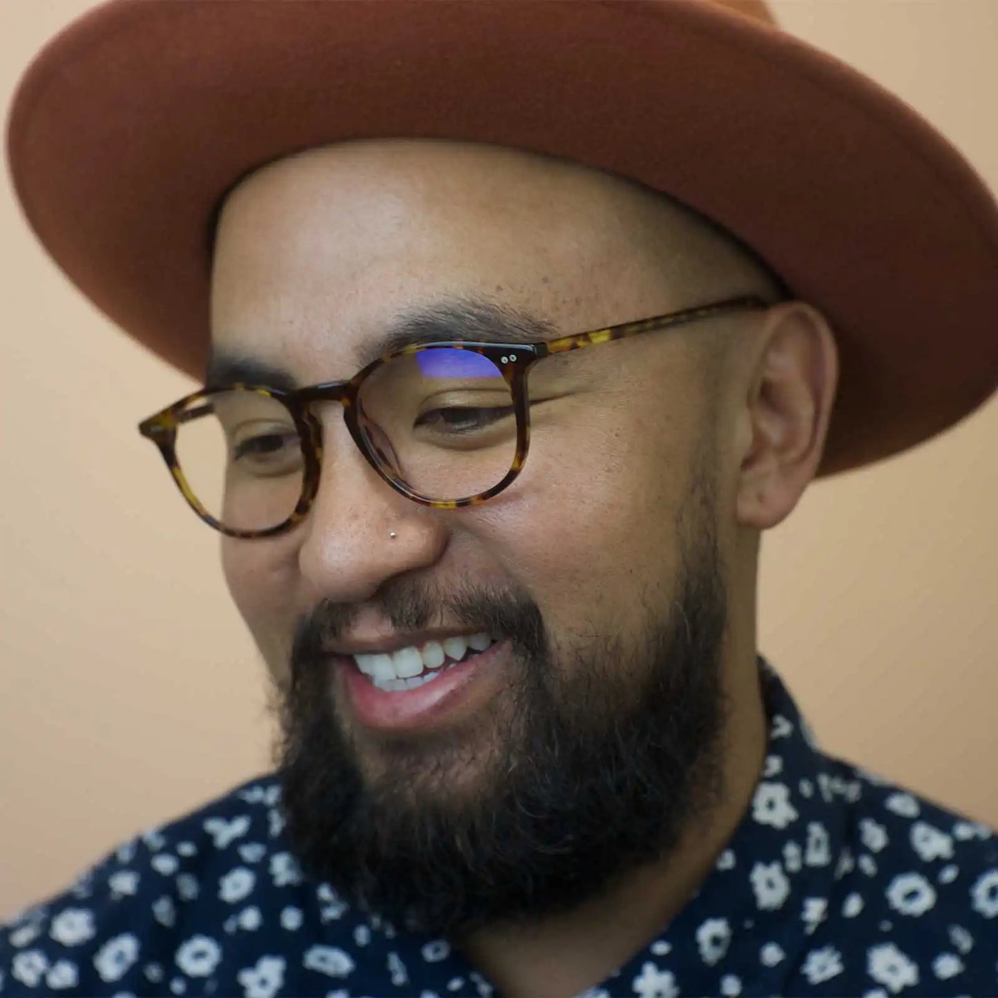 JAXSON - AMBER TORTOISE + GLASSES