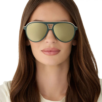 TOSCA III - FAIRWAY GREEN + ALOE GREEN GRADIENT + LIGHT GOLD FLASH SUNGLASSES