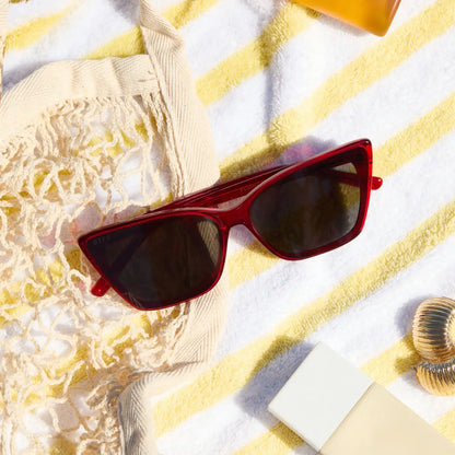 ALINA - RED HOT SUMMER + GREY SUNGLASSES