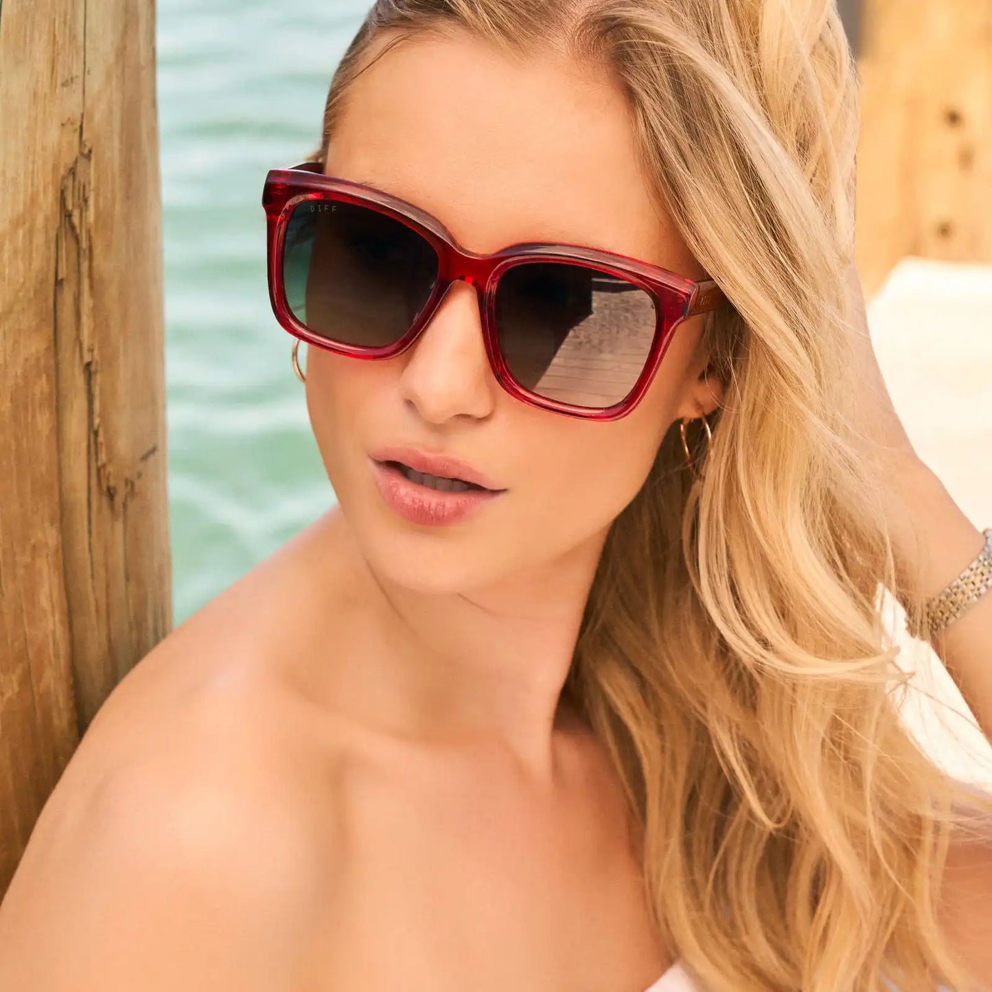 MEREDITH - RED HOT SUMMER + GREY GRADIENT + POLARIZED SUNGLASSES