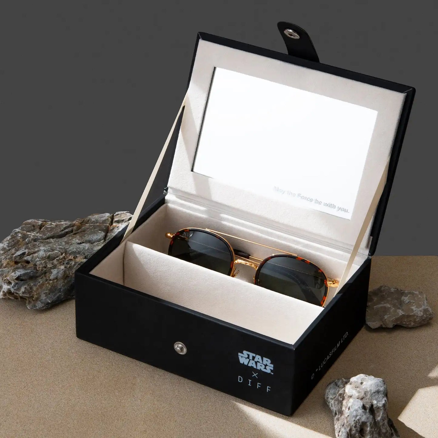 STAR WARS™ 2 PAIR VANITY CASE - BLACK