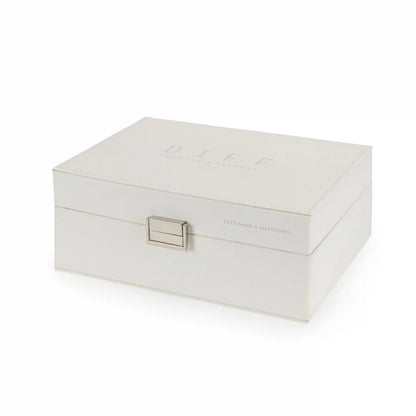 VANITY CASE - 4 PAIR + WHITE