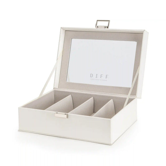 VANITY CASE - 4 PAIR + WHITE
