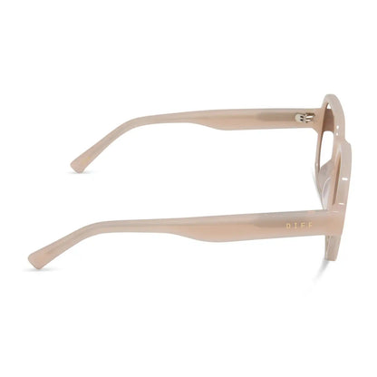 LOLA - MILKY BLUSH + GLASSES