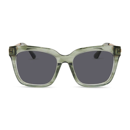 BELLA - COOL MATCHA + GLASSES