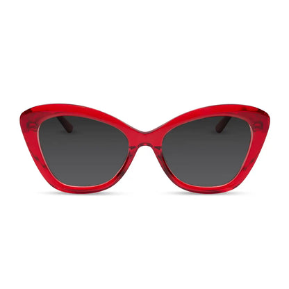 BETTY - RED HOT SUMMER + GLASSES
