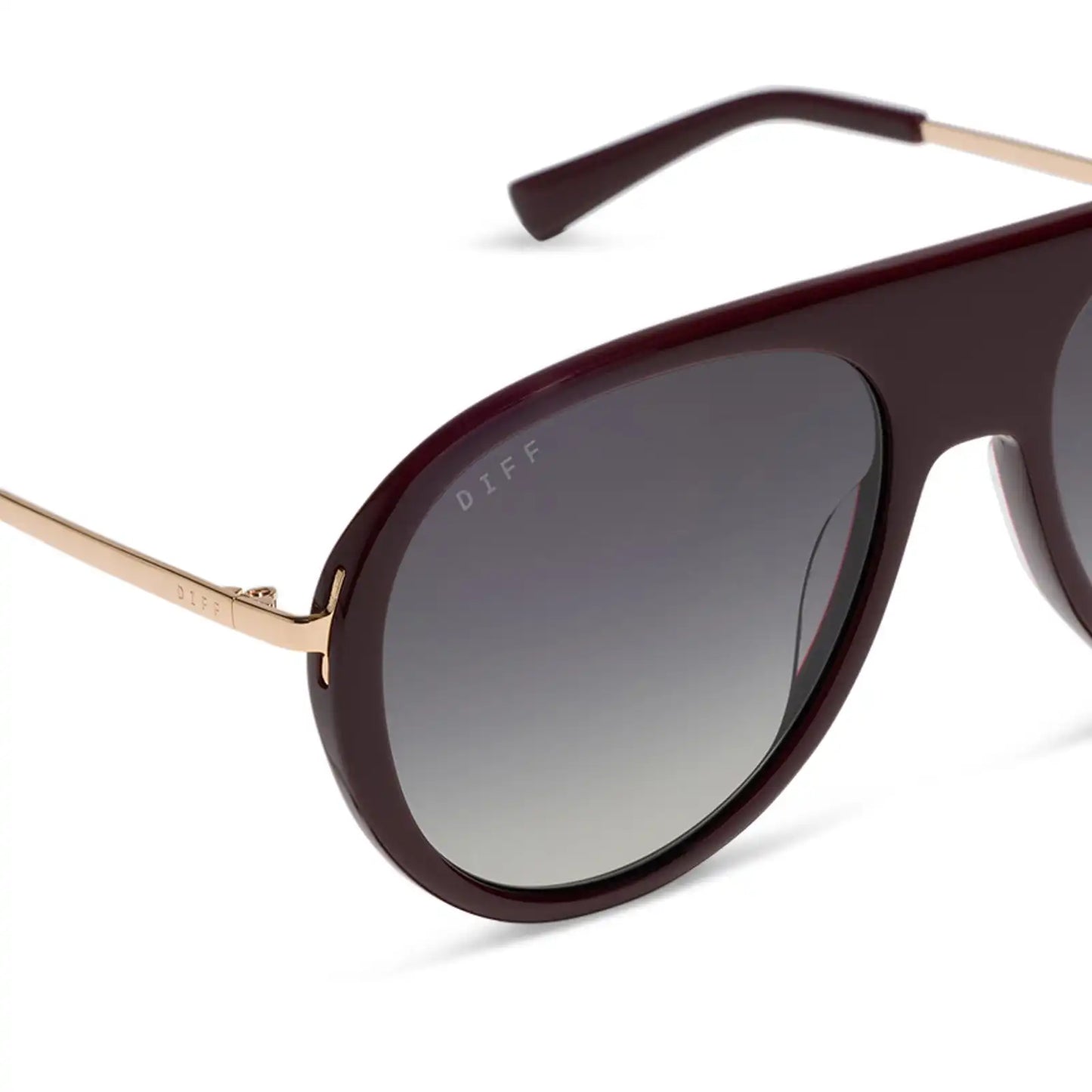 CLEO - DARK CHERRY LAQCUER + GREY GRADIENT + POLARIZED + SUNGLASSES