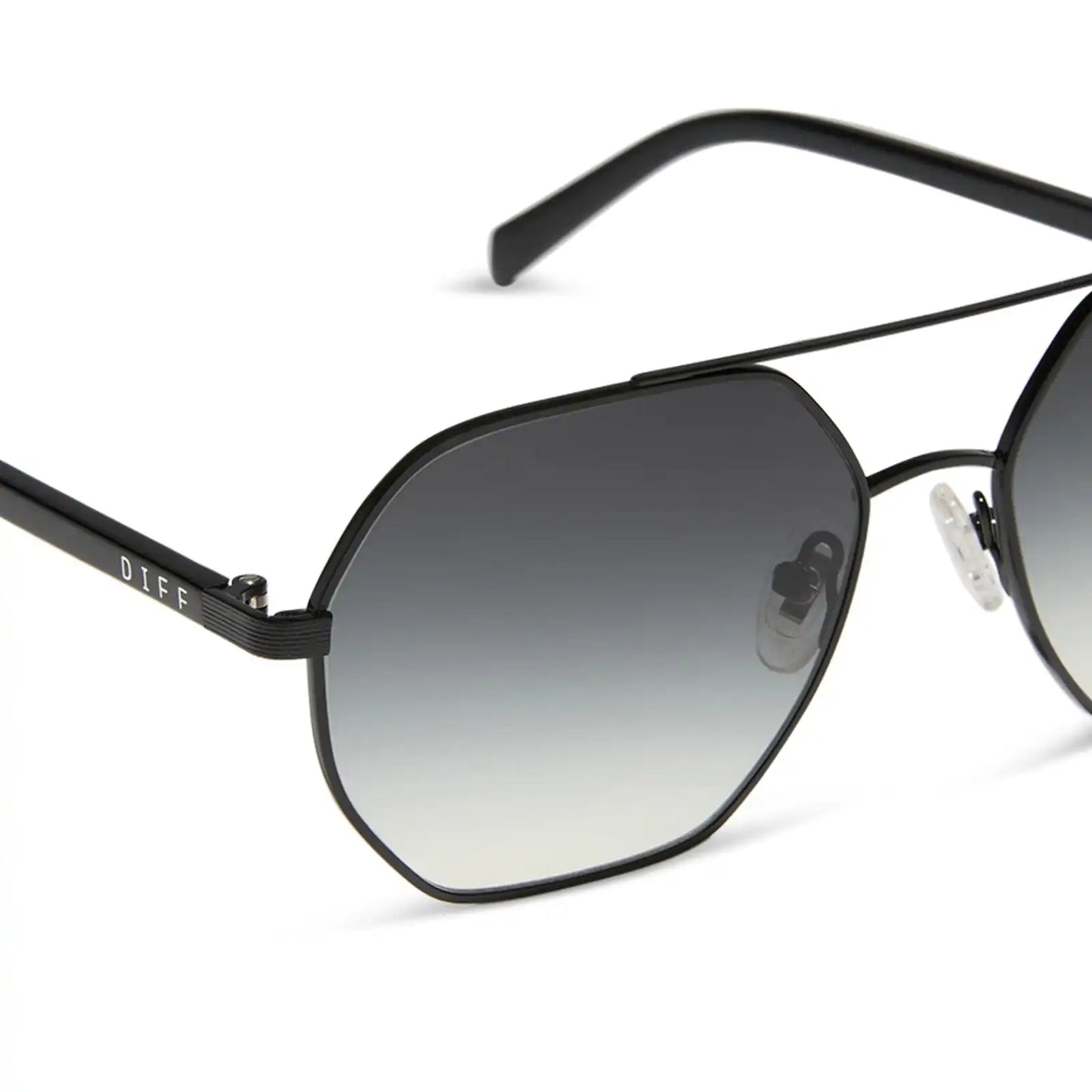 JOELLE - BLACK + GREY GRADIENT + POLARIZED SUNGLASSES
