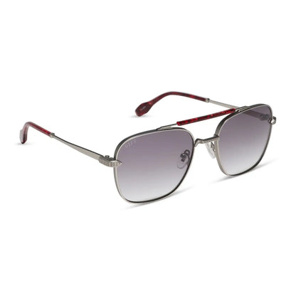 I'M A SONG - MATTE SILVER + GREY GRADIENT + SUNGLASSES
