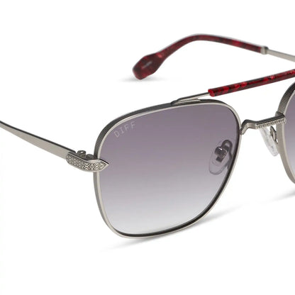 I'M A SONG - MATTE SILVER + GREY GRADIENT + SUNGLASSES