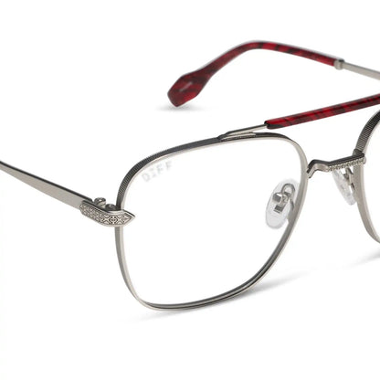 I'M A SONG - MATTE SILVER + GLASSES