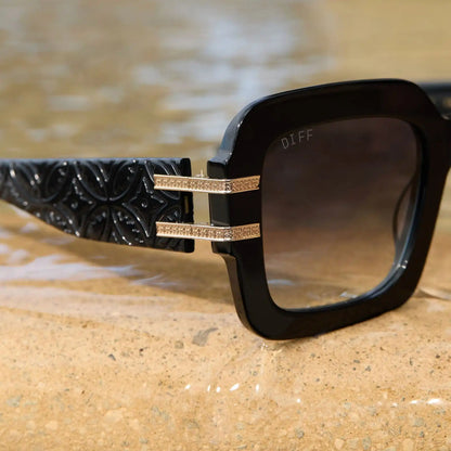 TANYA MCQUOID - LUXE BLACK + RICH GREY GRADIENT SUNGLASSES