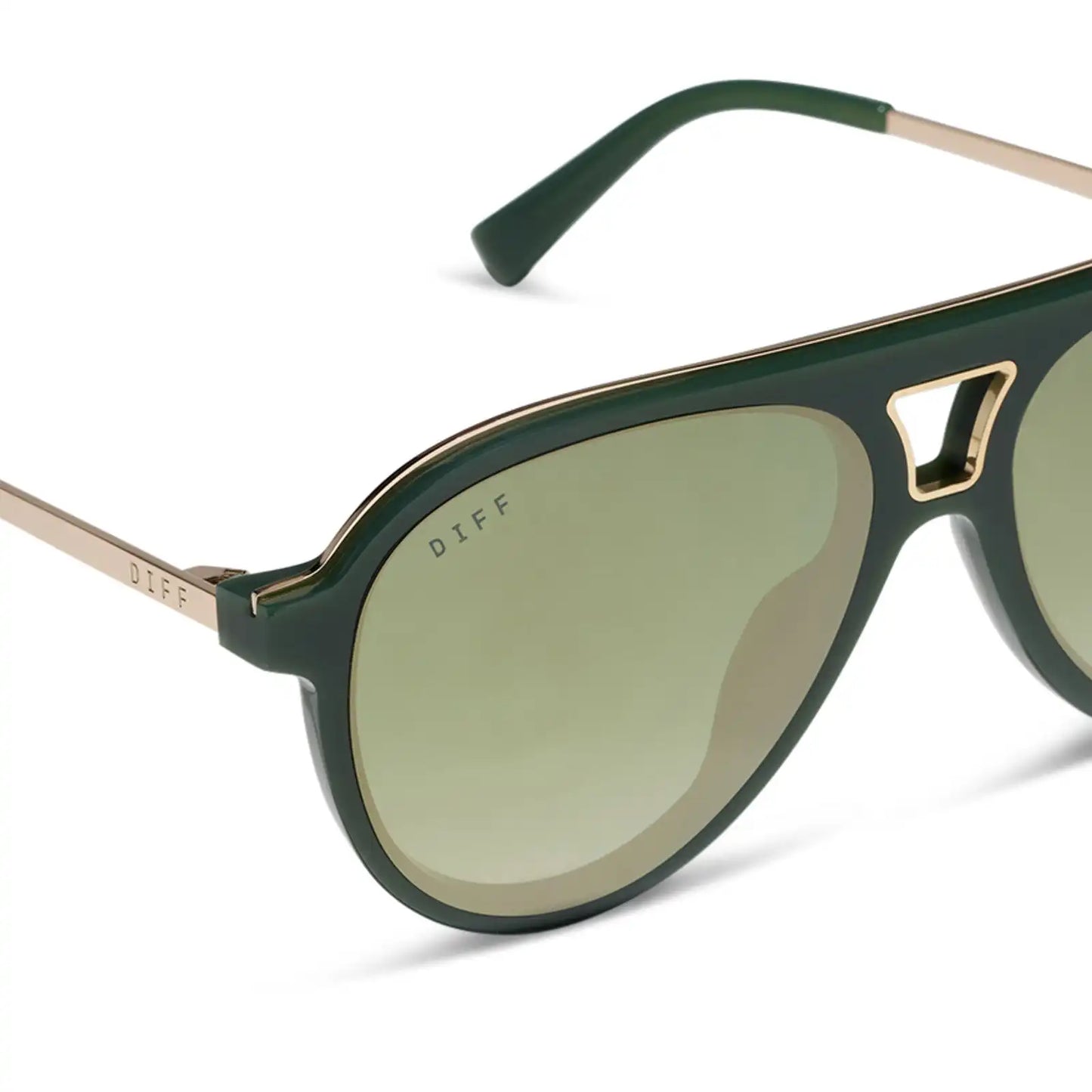 TOSCA III - FAIRWAY GREEN + ALOE GREEN GRADIENT + LIGHT GOLD FLASH SUNGLASSES